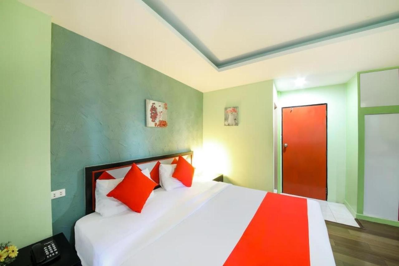 Chilli Salza Patong Hotel Екстериор снимка